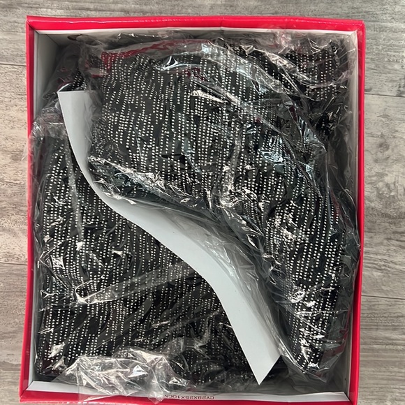 Sparkly Velvet Pointed Toe Thigh High Over the Knee Lugged Boot - Picture 5 of 12